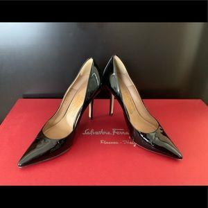 Ferragamo Patent Leather Pumps Size 6.5C